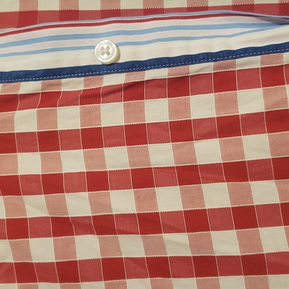 Button down - Picture 4 of 4